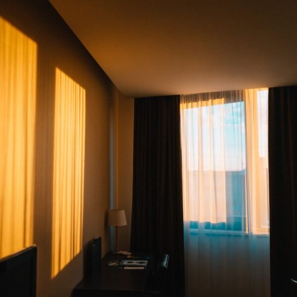 Geometric Diamond Print Curtains – 5ft (Pair)